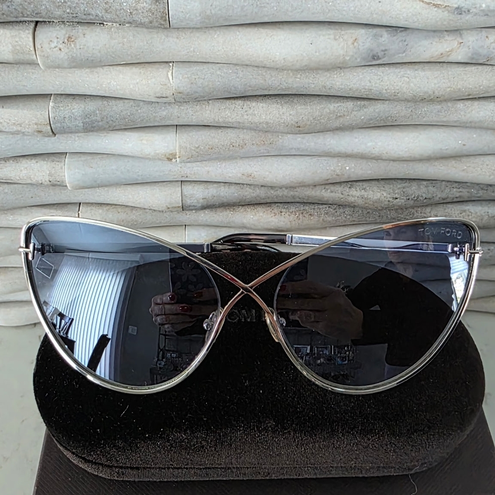 Tom Ford Silver Sunglasses - Picture 9 of 10